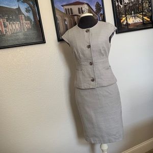Banana Republic Skirt Suit Size 4